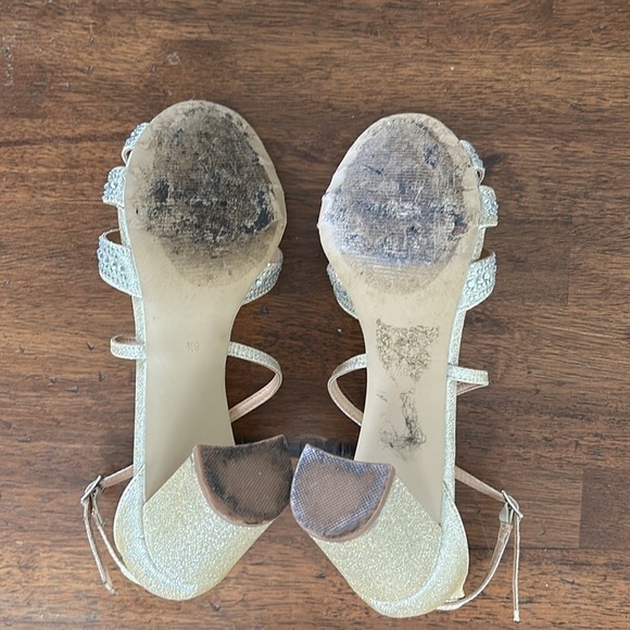 Badgley Mischka Womens Sparkly Gold Crystal Block Heel Sandals Size 9 Party - Picture 11 of 14